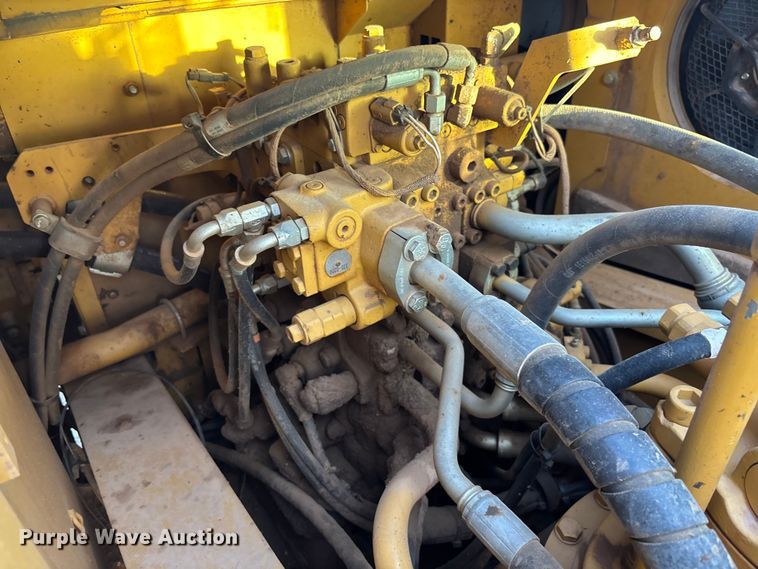 image for item EL6103 2016 Caterpillar 330F L excavator