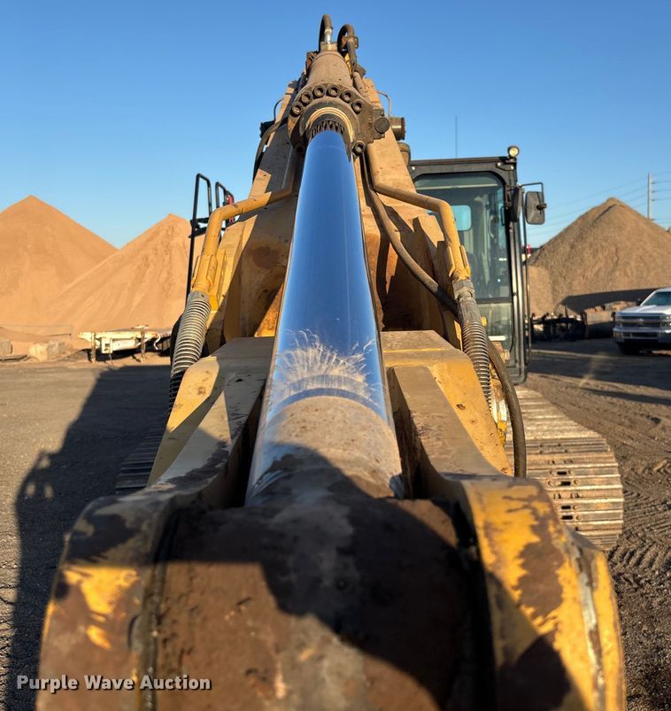 image for item EL6103 2016 Caterpillar 330F L excavator