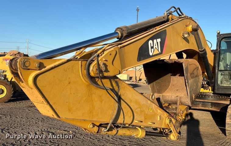 image for item EL6103 2016 Caterpillar 330F L excavator