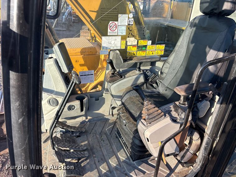 image for item EL6103 2016 Caterpillar 330F L excavator