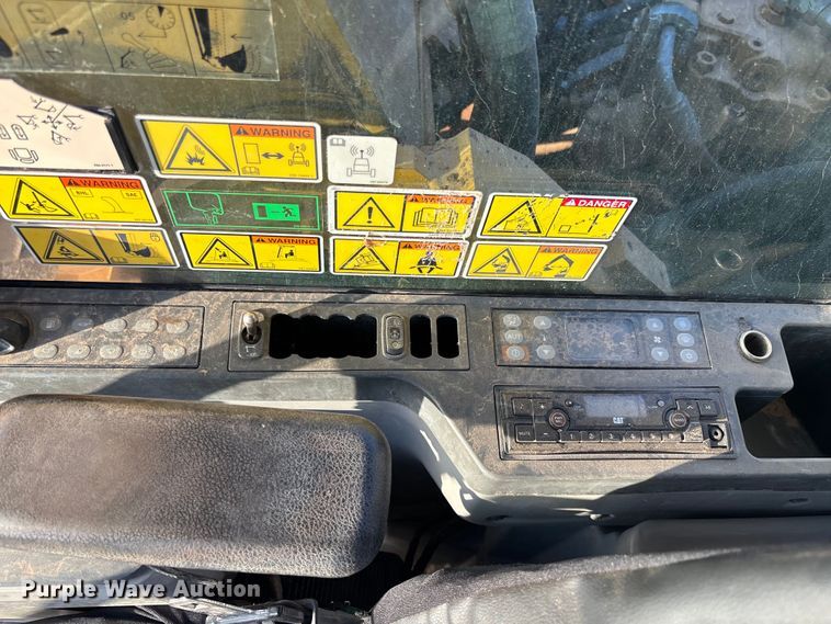 image for item EL6103 2016 Caterpillar 330F L excavator