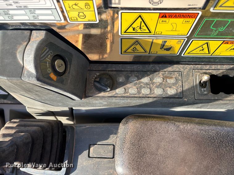 image for item EL6103 2016 Caterpillar 330F L excavator