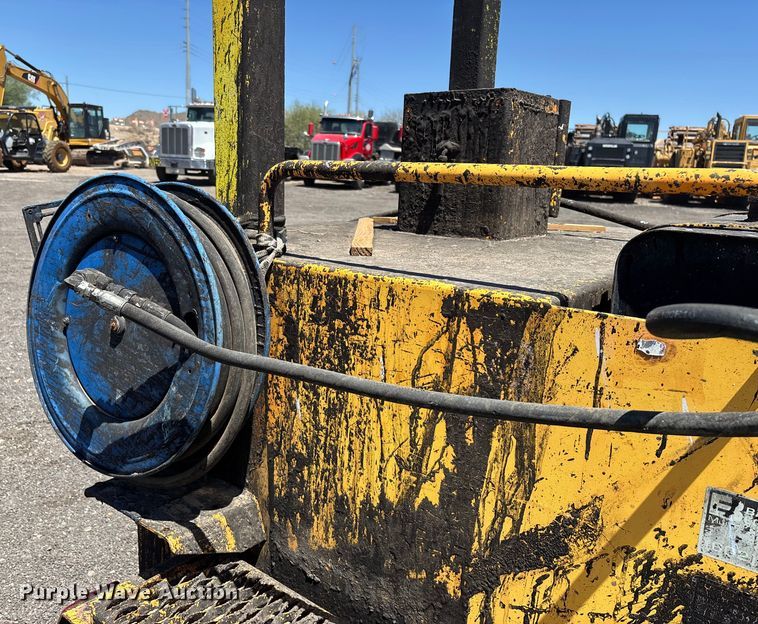 image for item EL6105 Crack sealer