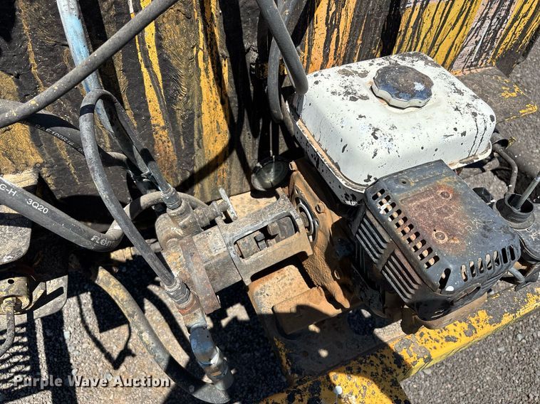 image for item EL6105 Crack sealer