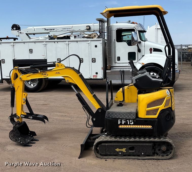 image for item EL6107 2023 Industrial FF-15 mini excavator