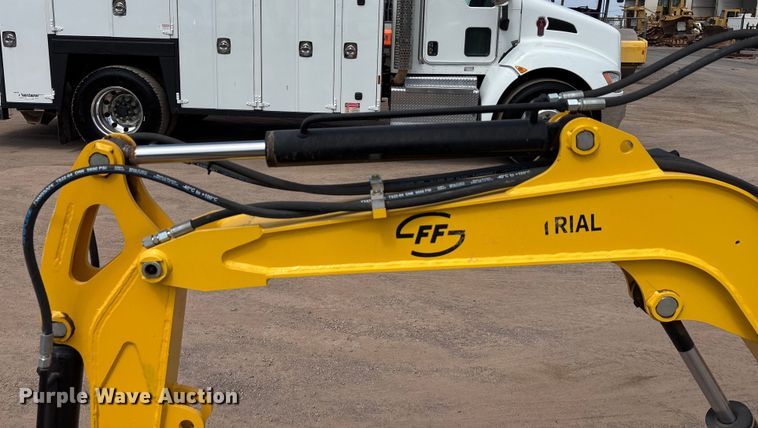 image for item EL6107 2023 Industrial FF-15 mini excavator