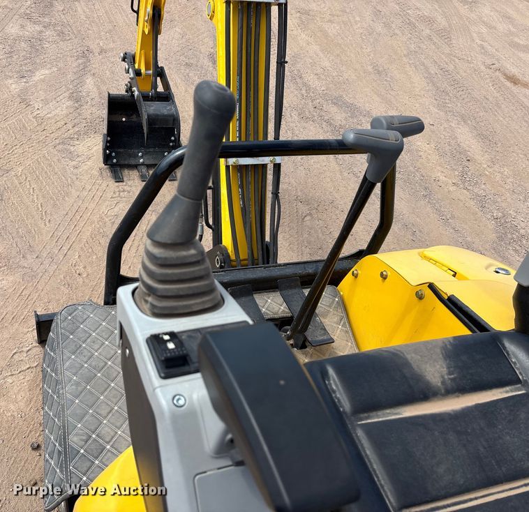 image for item EL6107 2023 Industrial FF-15 mini excavator