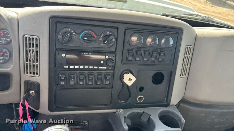 image for item EL6108 2013 International WorkStar 7400 water truck