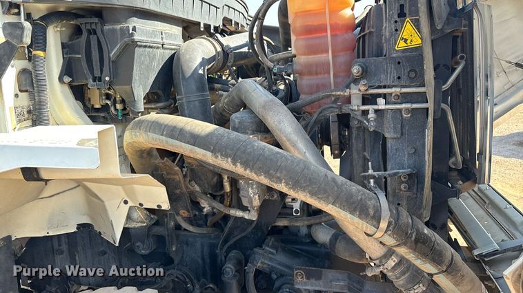 image for item EL6108 2013 International WorkStar 7400 water truck