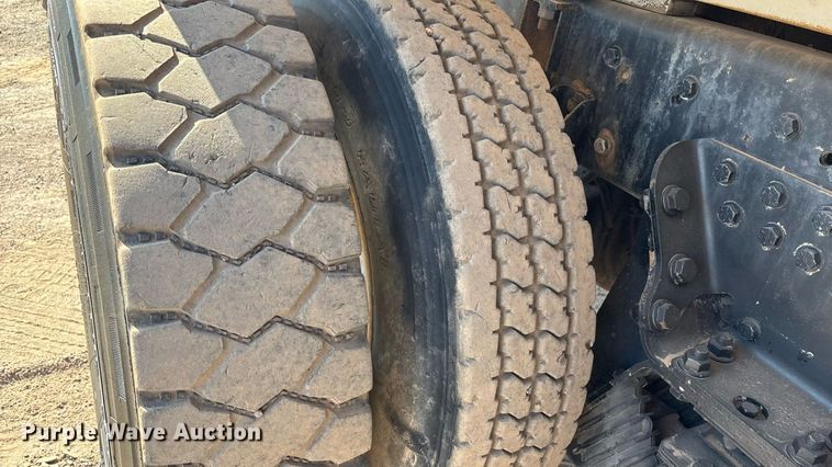 image for item EL6108 2013 International WorkStar 7400 water truck