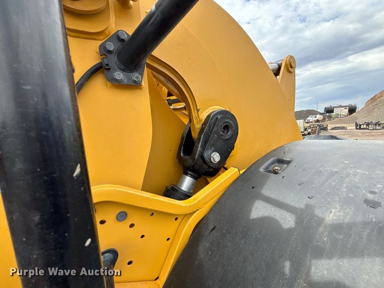 image for item EL6109 2020 Caterpillar 930M wheel loader