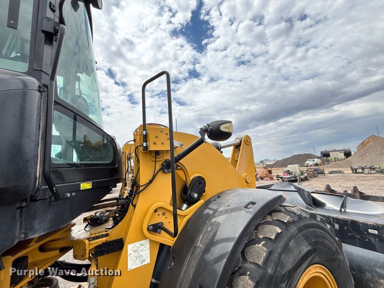 image for item EL6109 2020 Caterpillar 930M wheel loader
