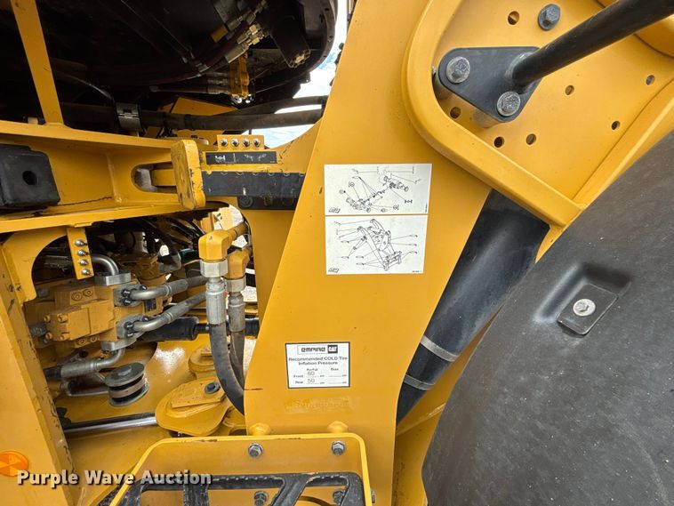 image for item EL6109 2020 Caterpillar 930M wheel loader