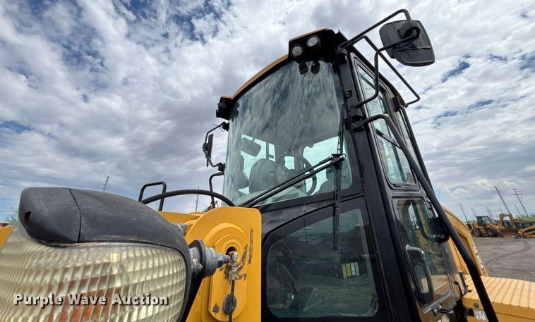 image for item EL6109 2020 Caterpillar 930M wheel loader