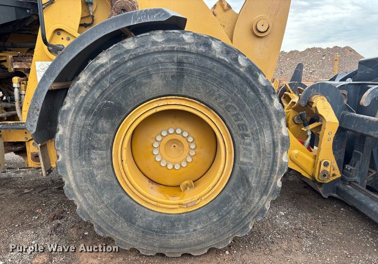 image for item EL6109 2020 Caterpillar 930M wheel loader