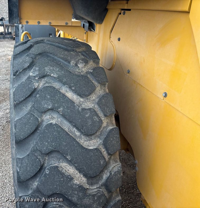 image for item EL6109 2020 Caterpillar 930M wheel loader