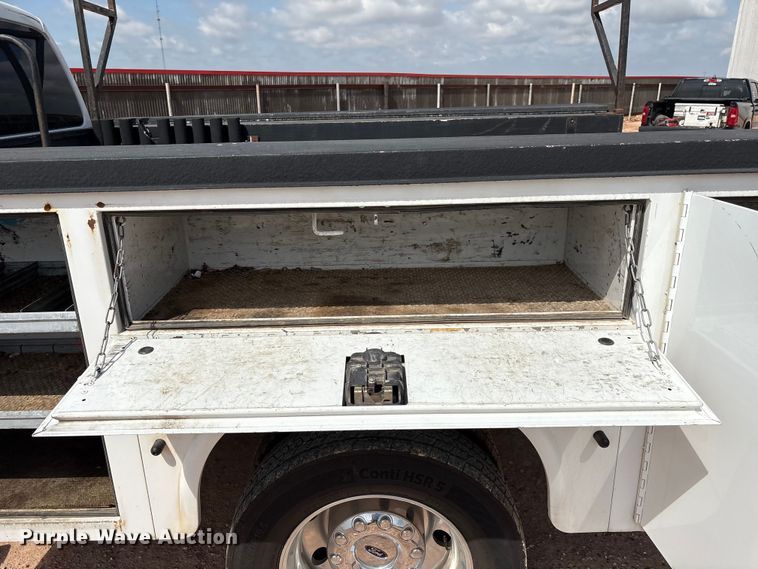 image for item EM0493 2012 Ford F450 XL Crew Cab utility / service truck