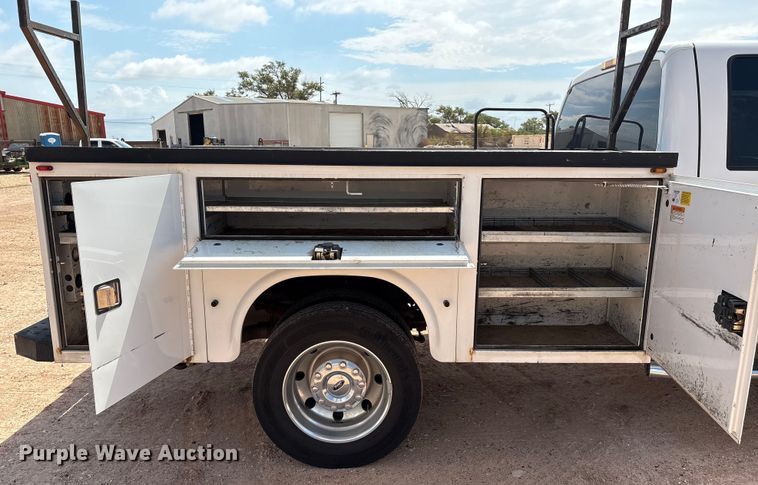 image for item EM0493 2012 Ford F450 XL Crew Cab utility / service truck