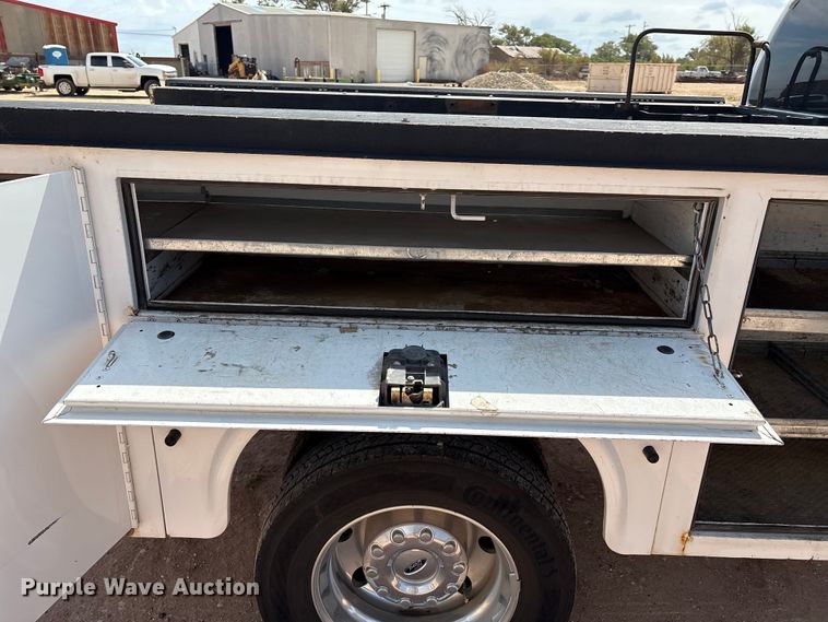 image for item EM0493 2012 Ford F450 XL Crew Cab utility / service truck