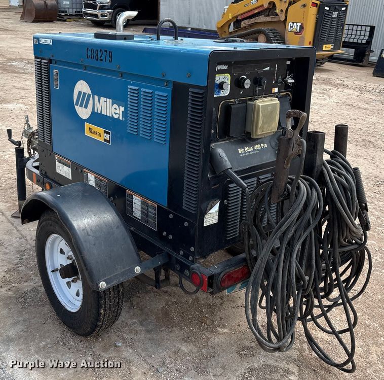 image for item EM0497 2018 Miller Big Blue 400 Pro welder/generator