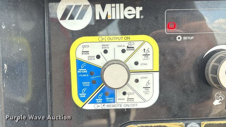 image for item EM0497 2018 Miller Big Blue 400 Pro welder/generator