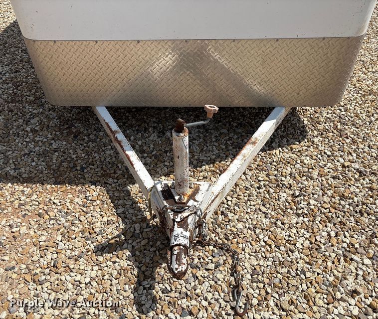 image for item EM0502 2002 Legend enclosed cargo trailer