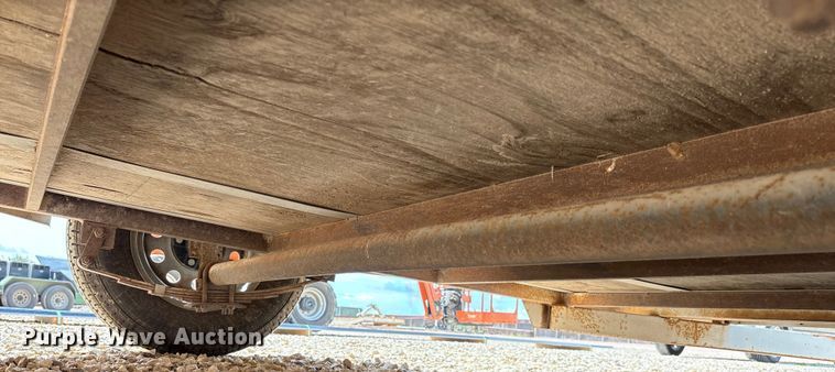 image for item EM0502 2002 Legend enclosed cargo trailer