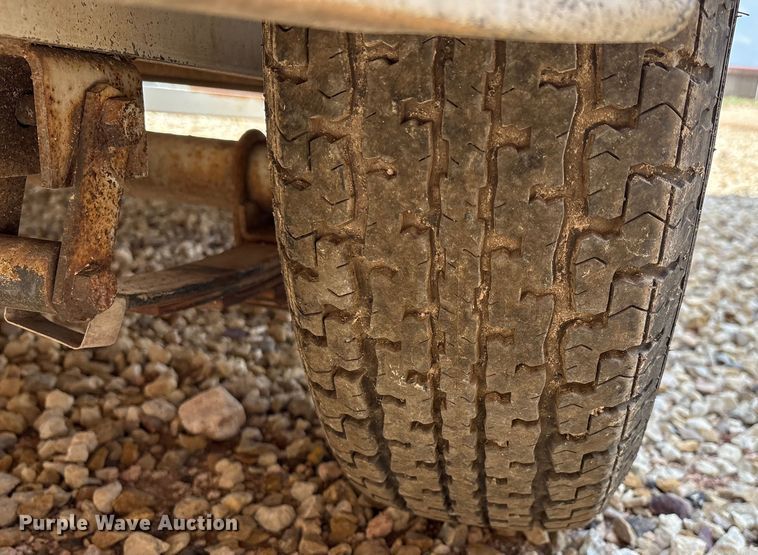 image for item EM0502 2002 Legend enclosed cargo trailer