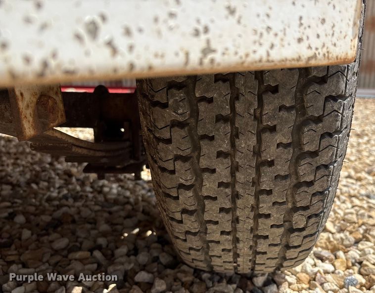 image for item EM0502 2002 Legend enclosed cargo trailer