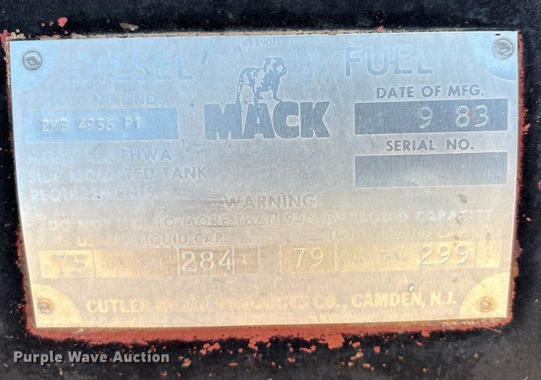 image for item EM0512 1984 Mack R686ST dump truck