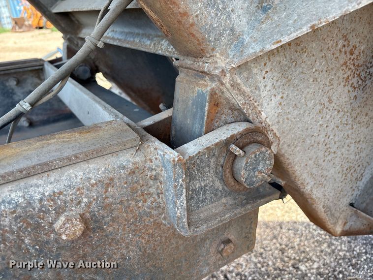 image for item EM0512 1984 Mack R686ST dump truck