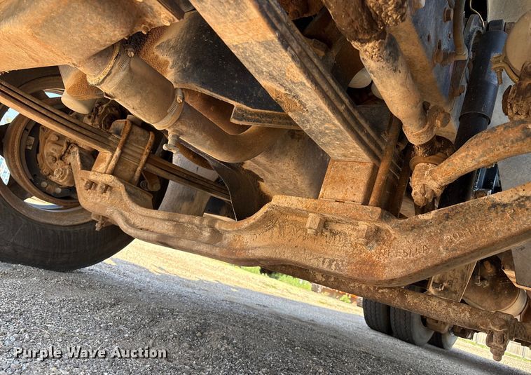 image for item EM0512 1984 Mack R686ST dump truck