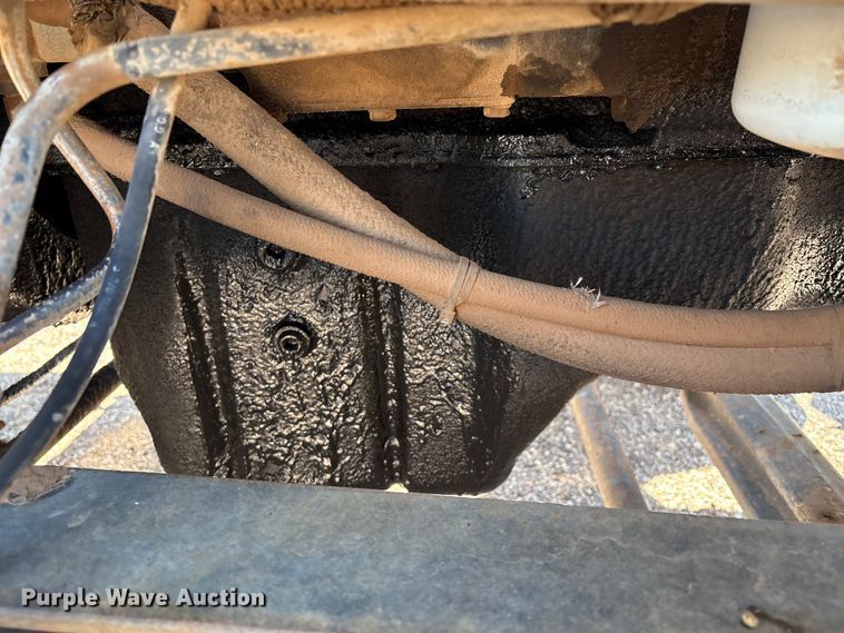 image for item EM0512 1984 Mack R686ST dump truck