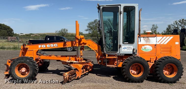 image for item EM0513 1998 Fiat-Allis FG65C motor grader