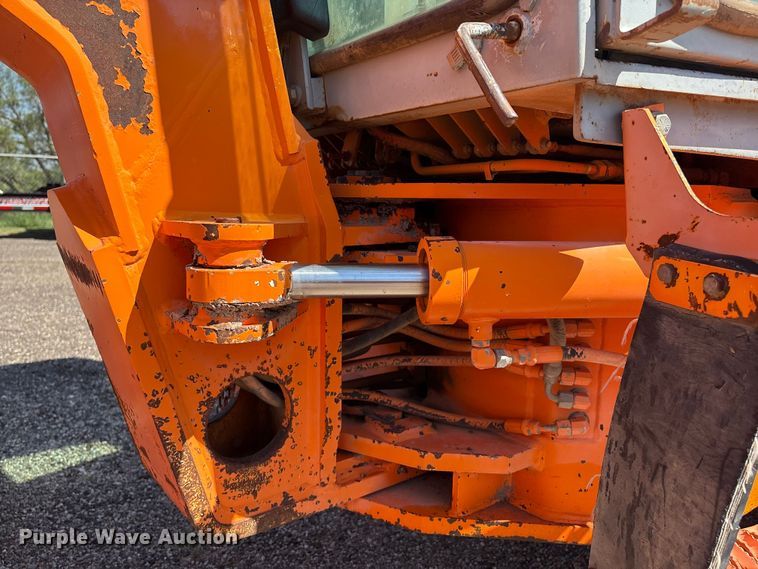 image for item EM0513 1998 Fiat-Allis FG65C motor grader