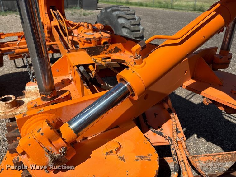 image for item EM0513 1998 Fiat-Allis FG65C motor grader