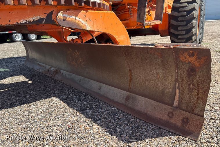 image for item EM0513 1998 Fiat-Allis FG65C motor grader