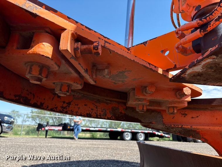 image for item EM0513 1998 Fiat-Allis FG65C motor grader