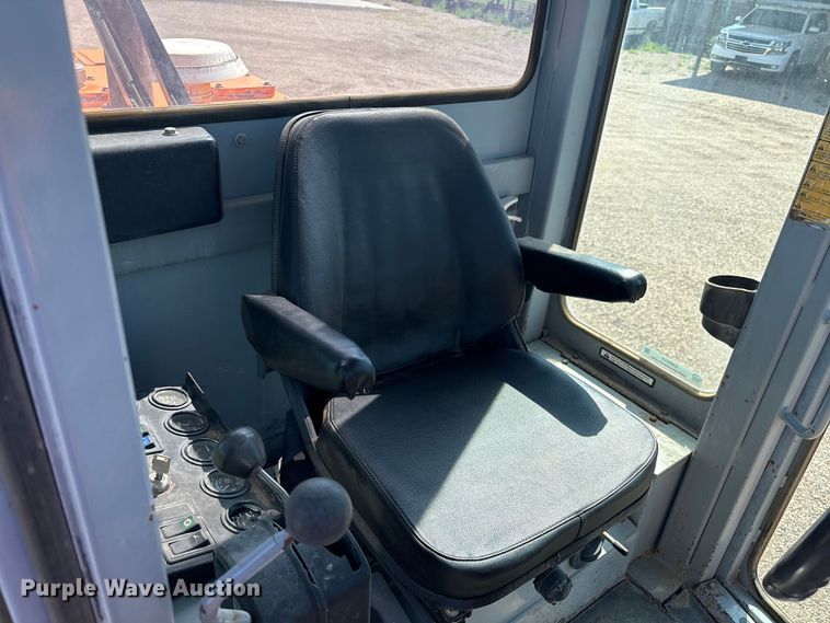 image for item EM0513 1998 Fiat-Allis FG65C motor grader