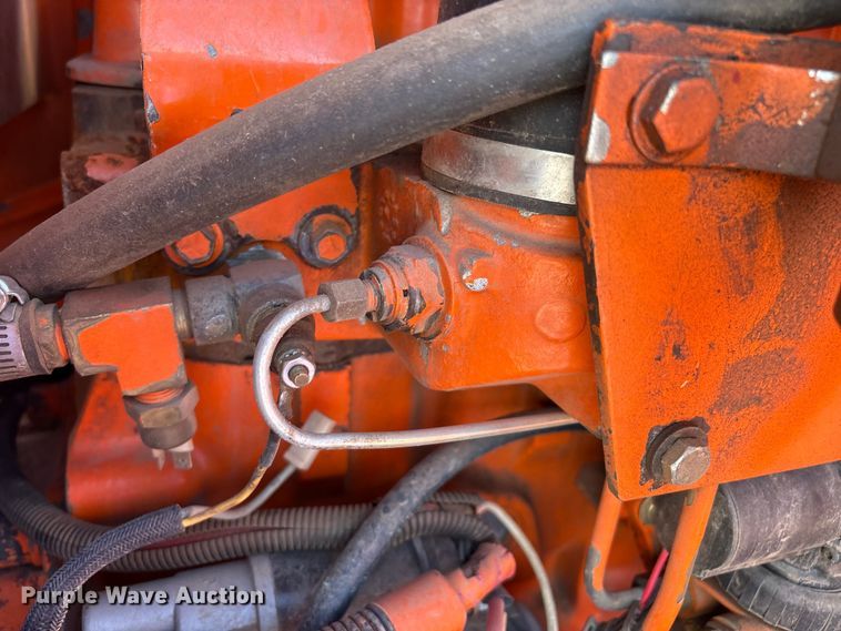 image for item EM0513 1998 Fiat-Allis FG65C motor grader