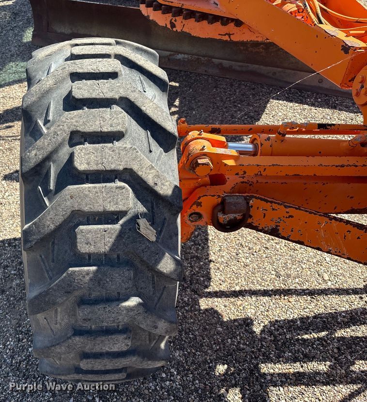 image for item EM0513 1998 Fiat-Allis FG65C motor grader