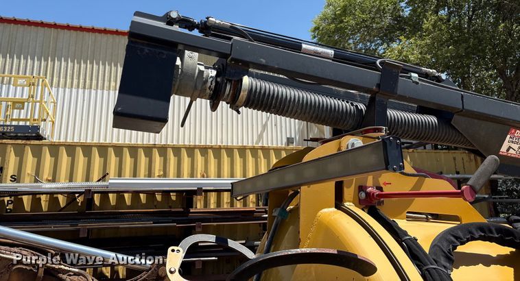 image for item EM0514 Vermeer Vac-Tron vacuum excavator