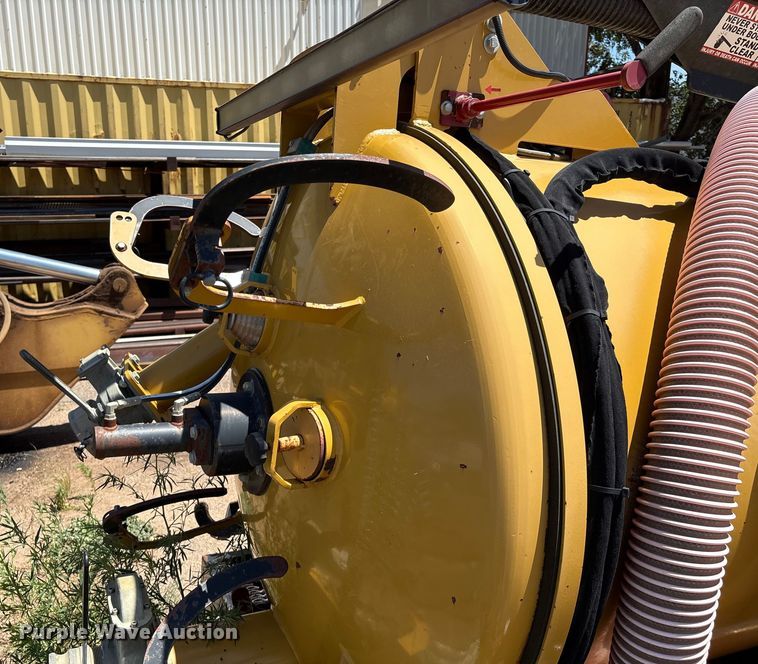 image for item EM0514 Vermeer Vac-Tron vacuum excavator