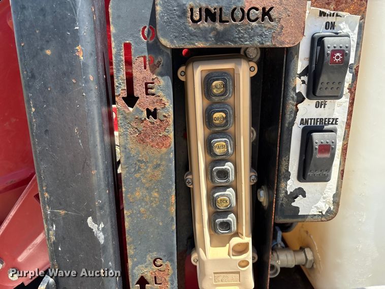 image for item EM0514 Vermeer Vac-Tron vacuum excavator