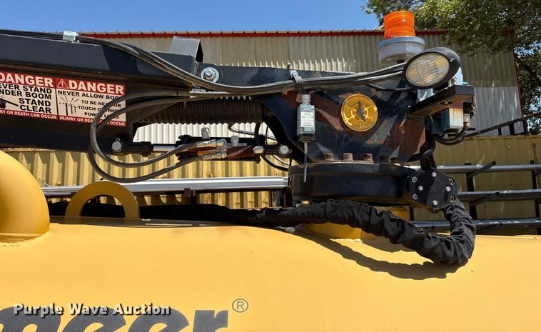 image for item EM0514 Vermeer Vac-Tron vacuum excavator