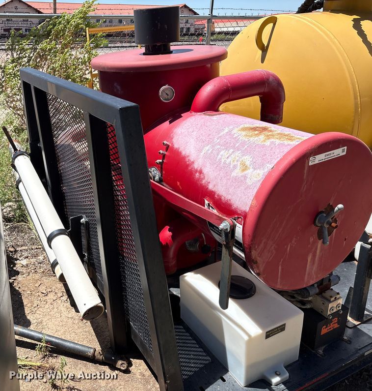 image for item EM0514 Vermeer Vac-Tron vacuum excavator