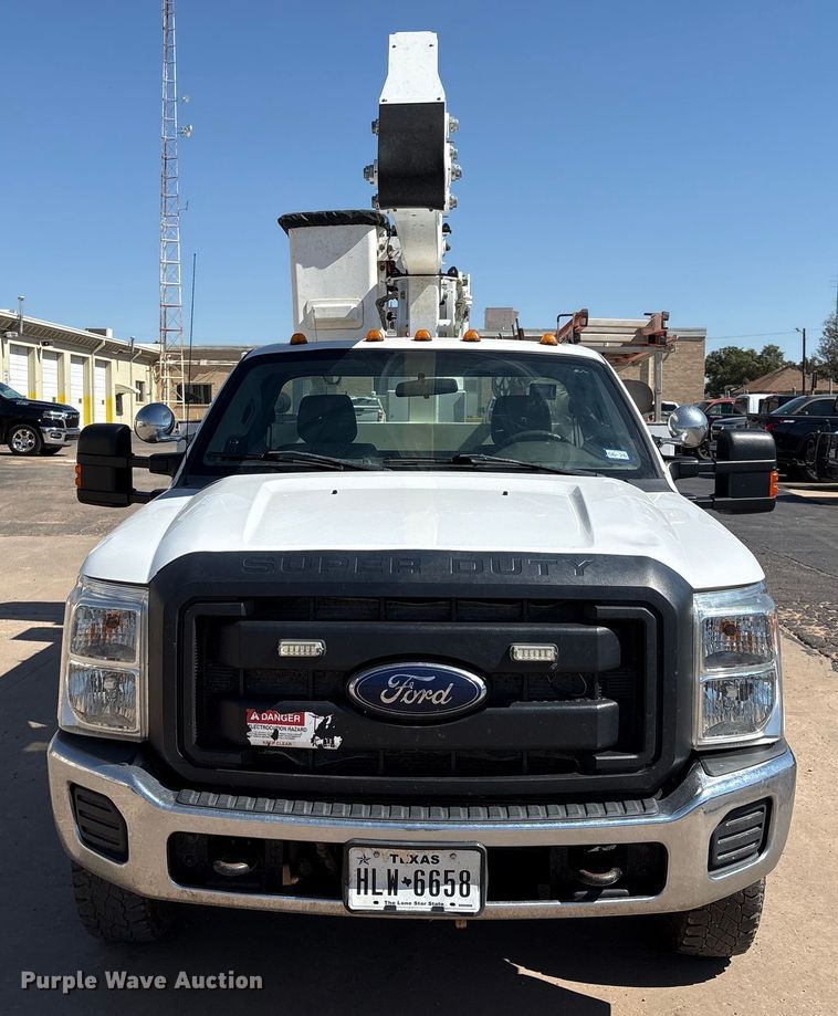 CAMIóN CON CANASTILLA 2016 FORD ETI