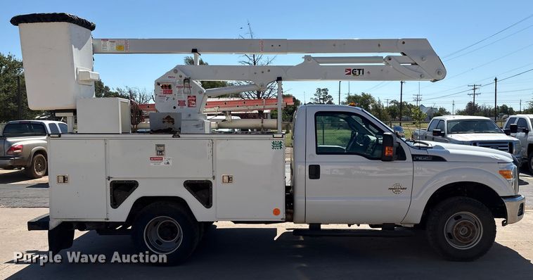 CAMIóN CON CANASTILLA 2016 FORD ETI