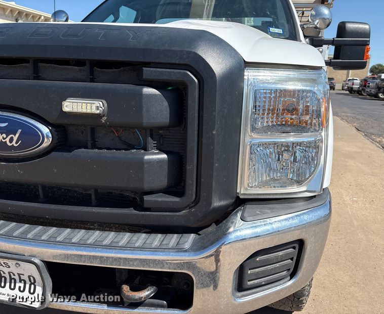 image for item EM0517 2016 Ford F350 Super Duty bucket truck