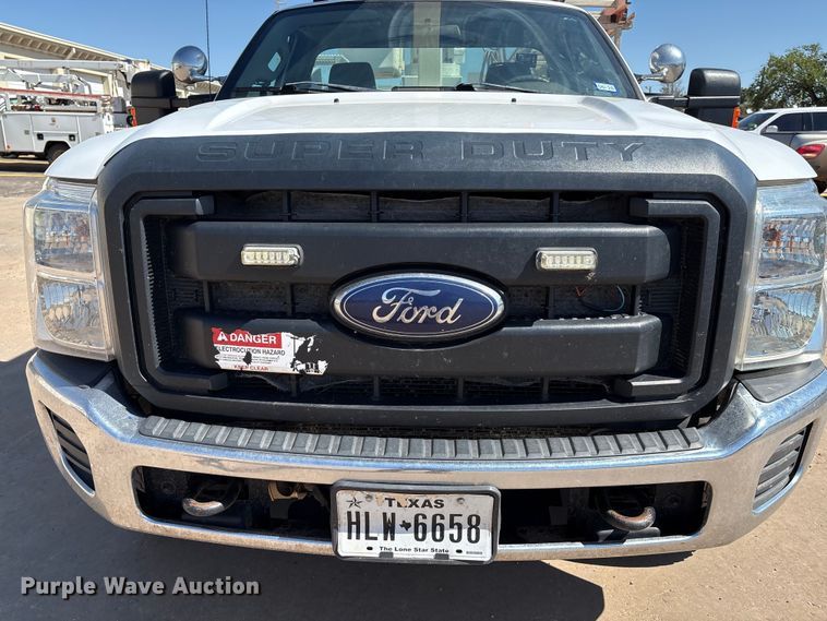 image for item EM0517 2016 Ford F350 Super Duty bucket truck